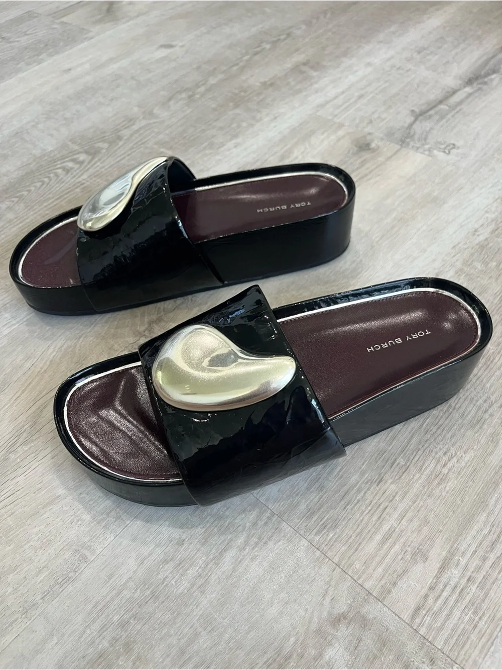 Tory Burch Patos Platform Slide Sandals Black Patent 9 New NWOB Modern Luxury